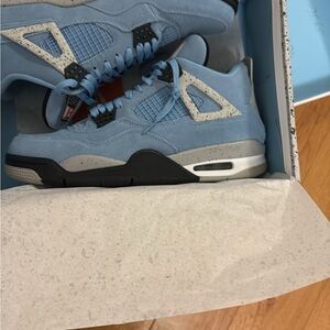 Jordan Sneakers in Light Blue and Gray